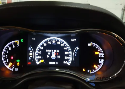 2018 Jeep Grand Cherokee Limited 4X4 z USA, uszkodzony, nr VIN 1C4RJFBG4JC426873